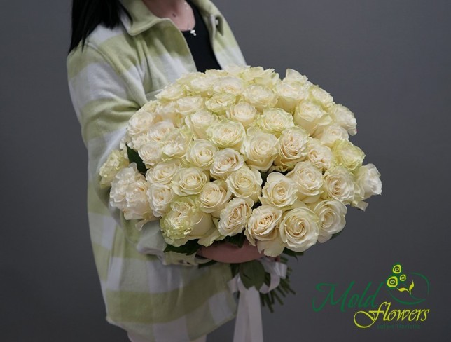 Роза белая голландская  50 см Фото